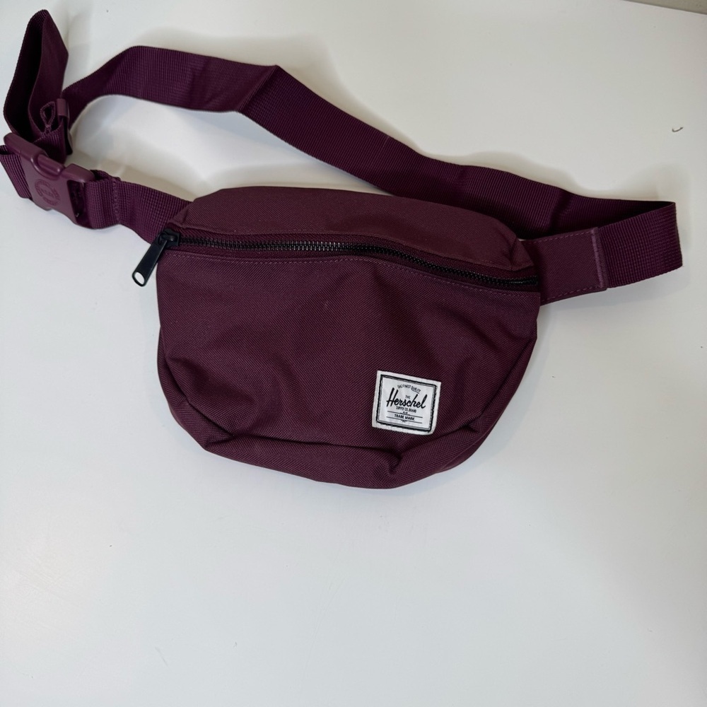Herschel Supply Co. Classic Hip Pack-Fanny Pack-Waist Bag-Maroon-Zip-Buckle - Picture 3 of 11